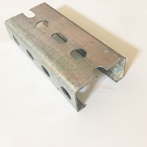 Profil slitat zincat M48 dimensiune 24*48mm bara 2.5ml